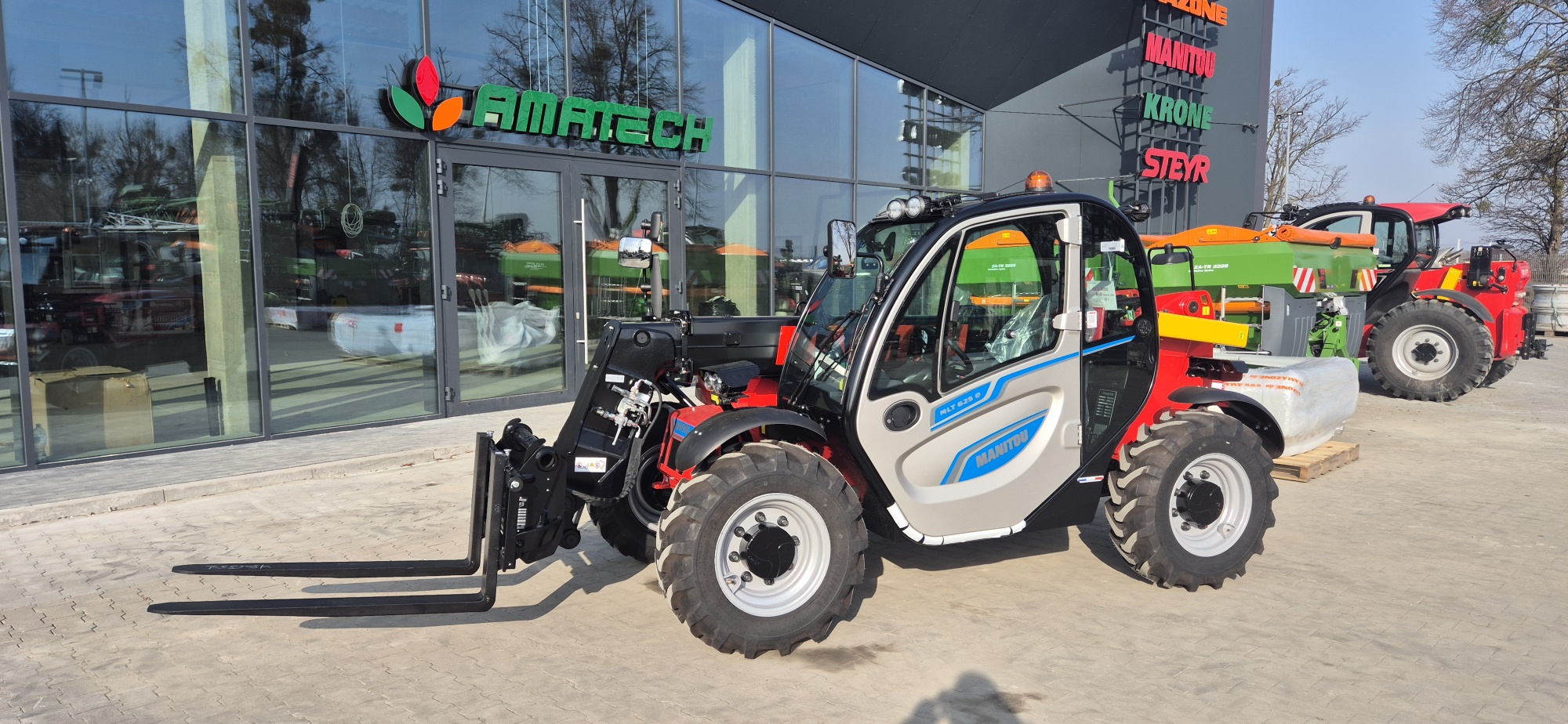 Premiera ładowarki elektrycznej Manitou